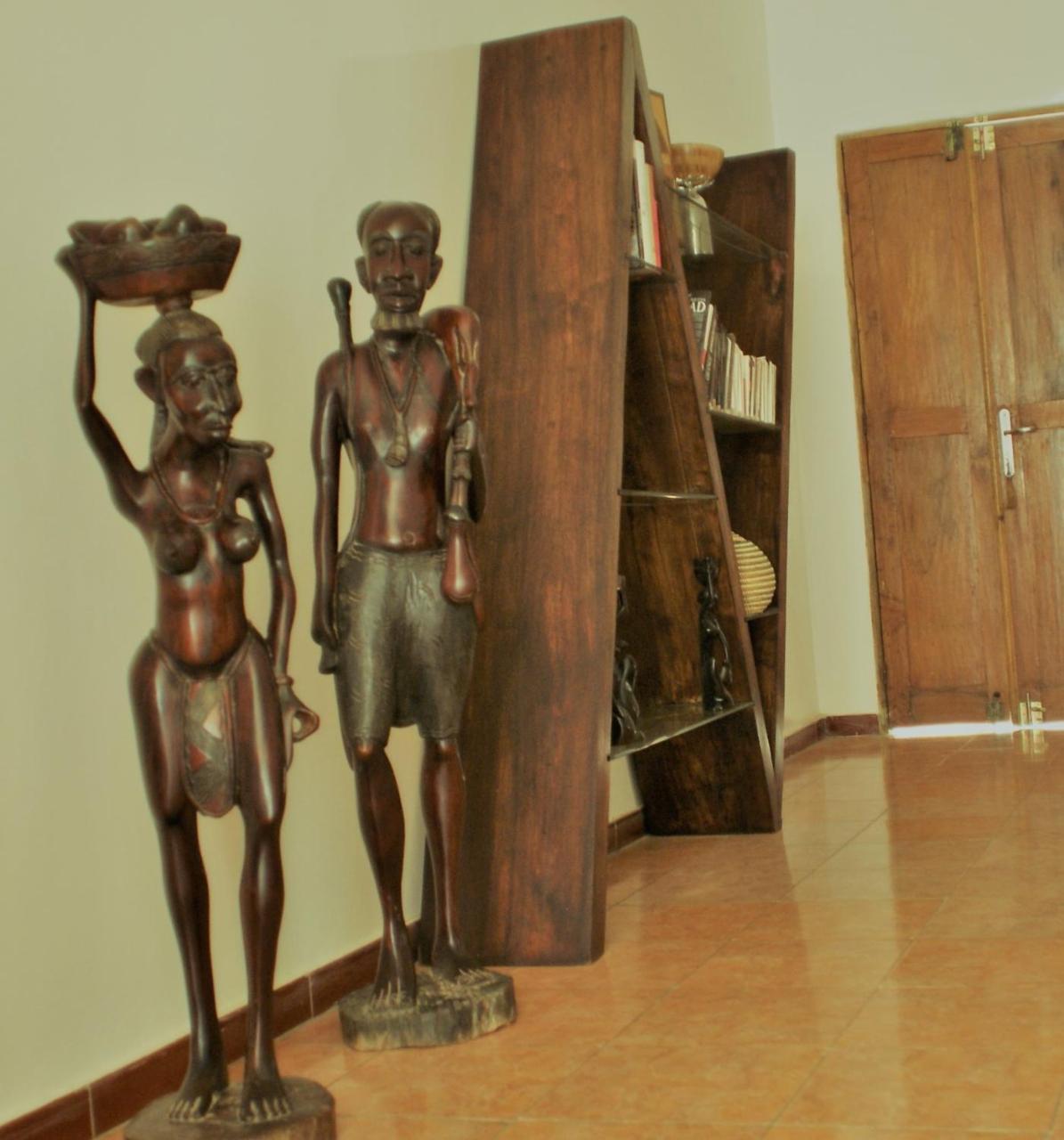 Villa Ty Milyn Mazela Sa Dakar Ngoại thất bức ảnh