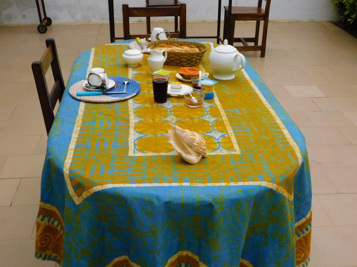 Villa Ty Milyn Mazela Sa Dakar Ngoại thất bức ảnh