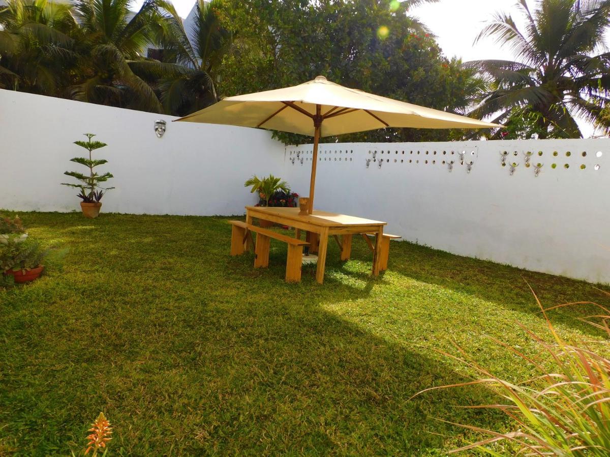 Villa Ty Milyn Mazela Sa Dakar Ngoại thất bức ảnh
